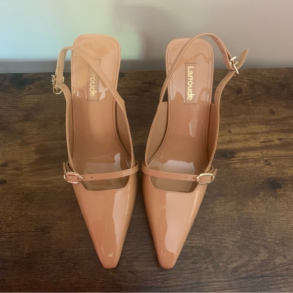 NWOT Larroude Ines Pump In Tan Patent Leather Size 8 New - Picture 3 of 14